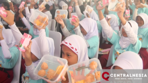 Kemendikdasmen Dorong Program Makan Gratis untuk Nutrisi Anak