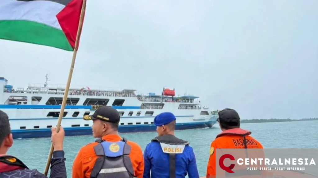 Tim SAR Jamin Keamanan Pengibaran Bendera di Selat Sunda