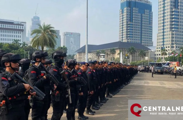 Kepolisian Amankan Aksi Penolakan Kenaikan PPN 12 Persen di Istana Negara