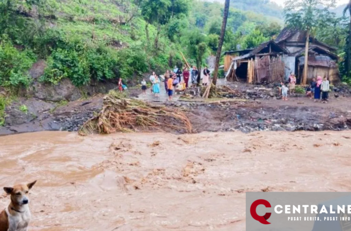 Banjir Bandang di Situbondo: Ratusan Rumah Terendam, Jembatan Terhanyut, dan Warga Terisolir